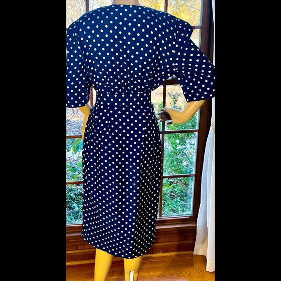 ▪️VTG▪️CHAUS▪️1980's Retro Navy & White Polka Dot Belted Pin-Up Shirt Dress - Picture 2 of 8